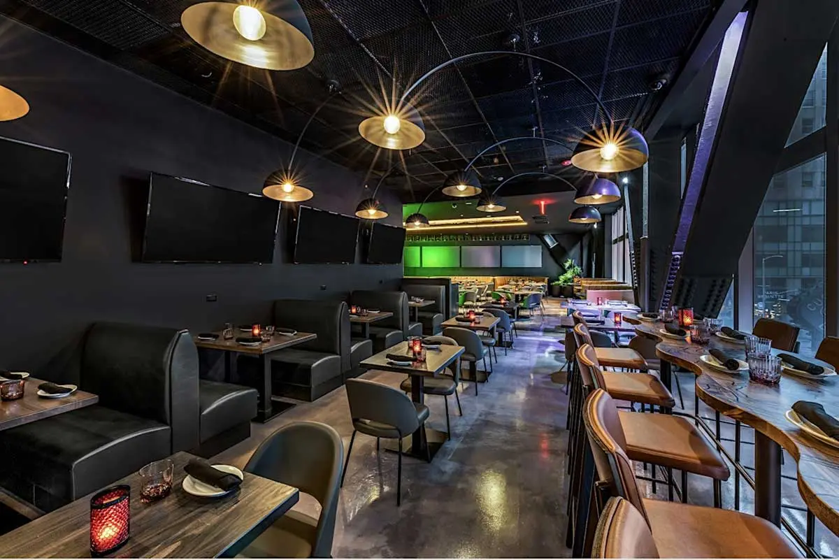 Burger Lounge Burger Restaurants With Outdoor Seating Summer